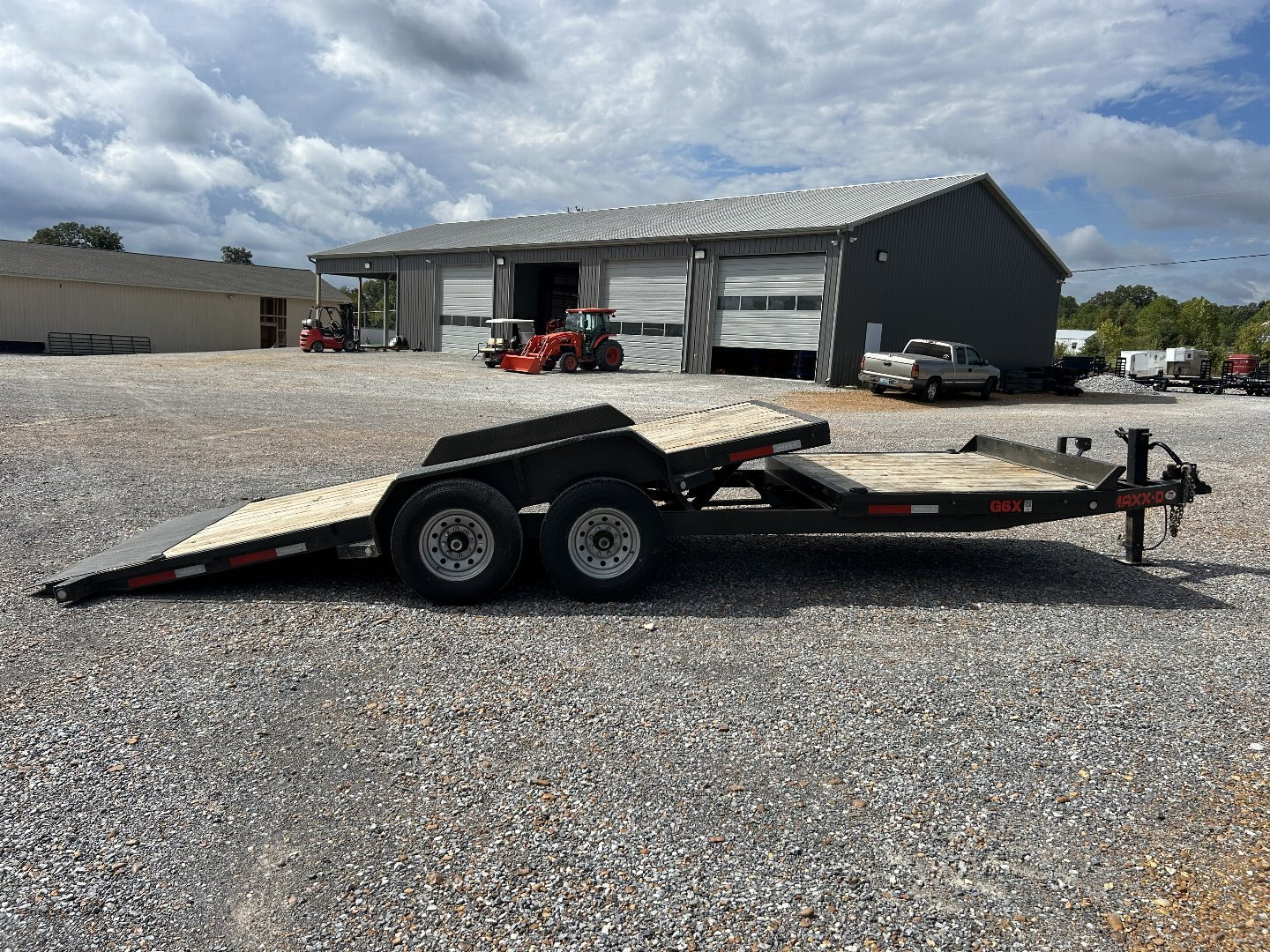 Used 2022 MAXXD 83"x22' 14K Tilt Trailer