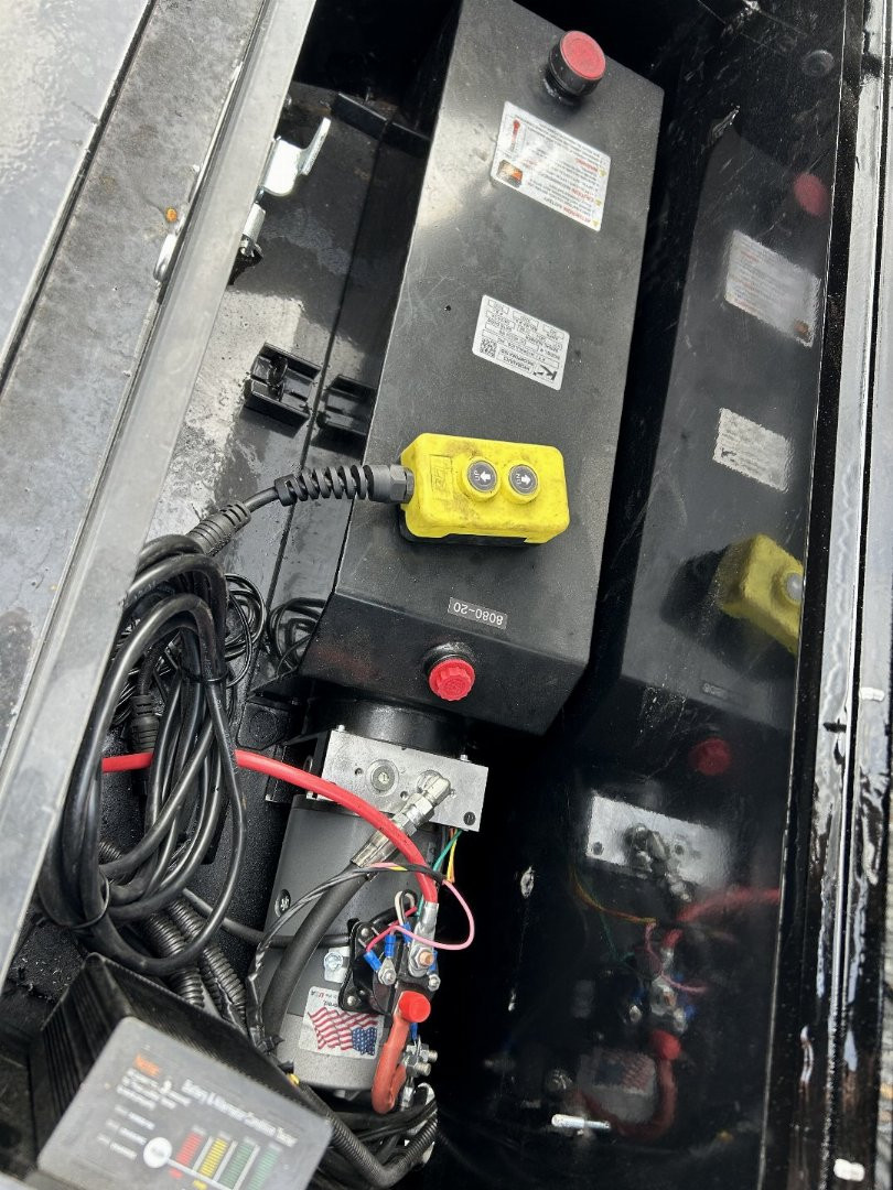 New 2025 Load Trail 83" x 16' 20k Dump Trailer