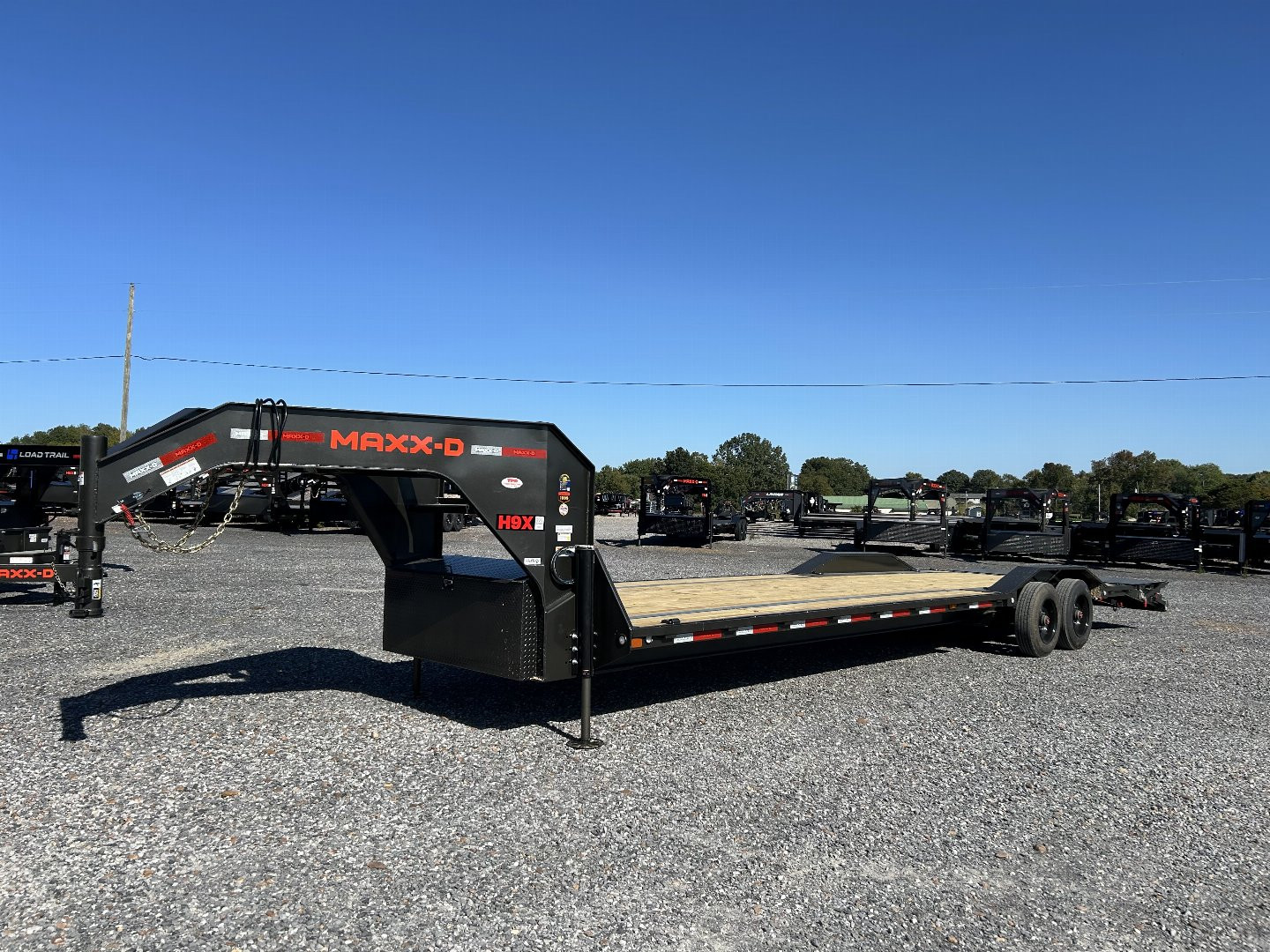 New 2025 MAXXD 32' x 102" 24k Gooseneck Equipment Trailer *ALL NEW ENGINEERED FRAME*