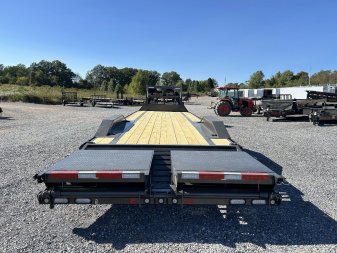 New 2025 MAXXD 32' x 102" 24k Gooseneck Equipment Trailer *ALL NEW ENGINEERED FRAME*