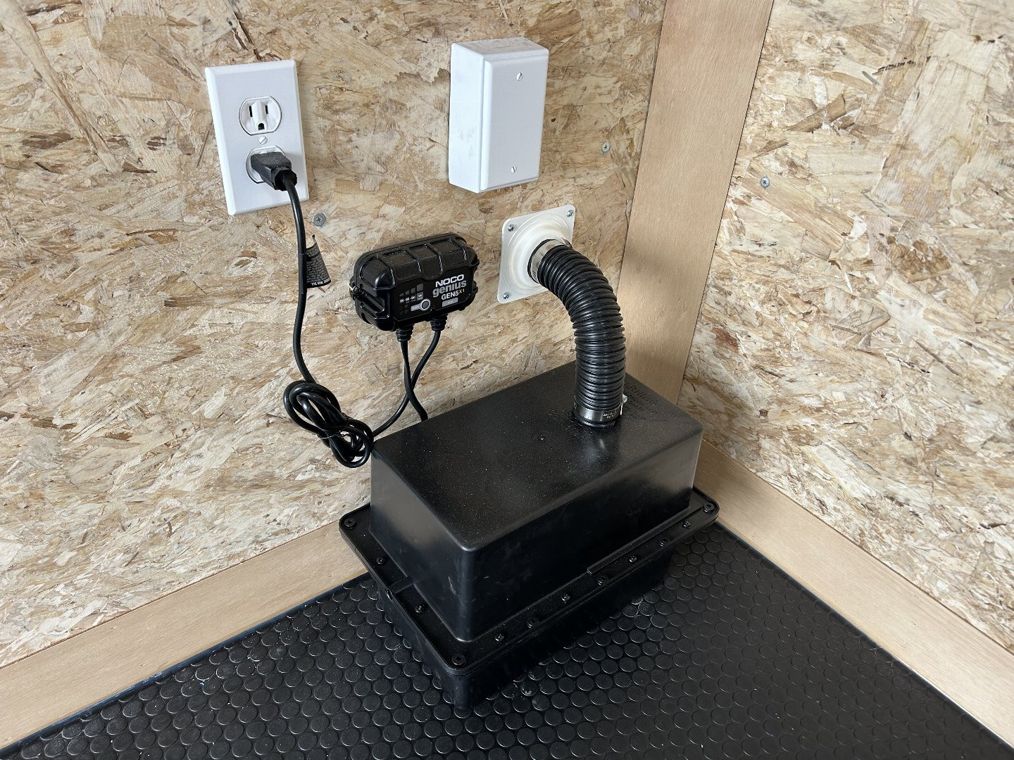 New 2025 Cross Trailers Enclosed Trailer | 7' x 12' 7K GVWR