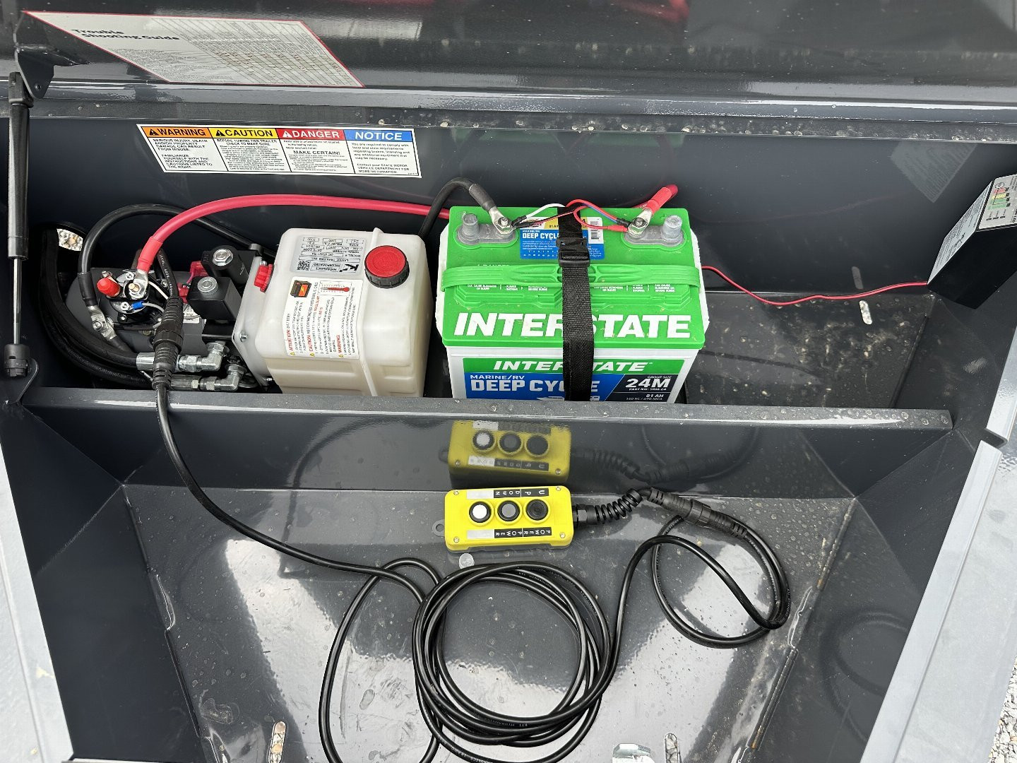 New 2025 Lamar 83" x 14' 14k Low-Pro Dump Trailer