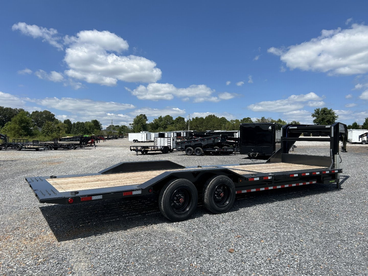 New 2024 Load Trail 102" x 26' 20K Gooseneck tilt Trailer