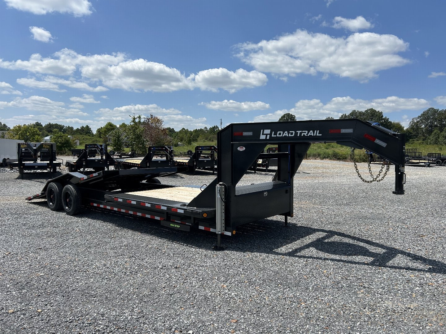 New 2024 Load Trail 102" x 26' 20K Gooseneck tilt Trailer