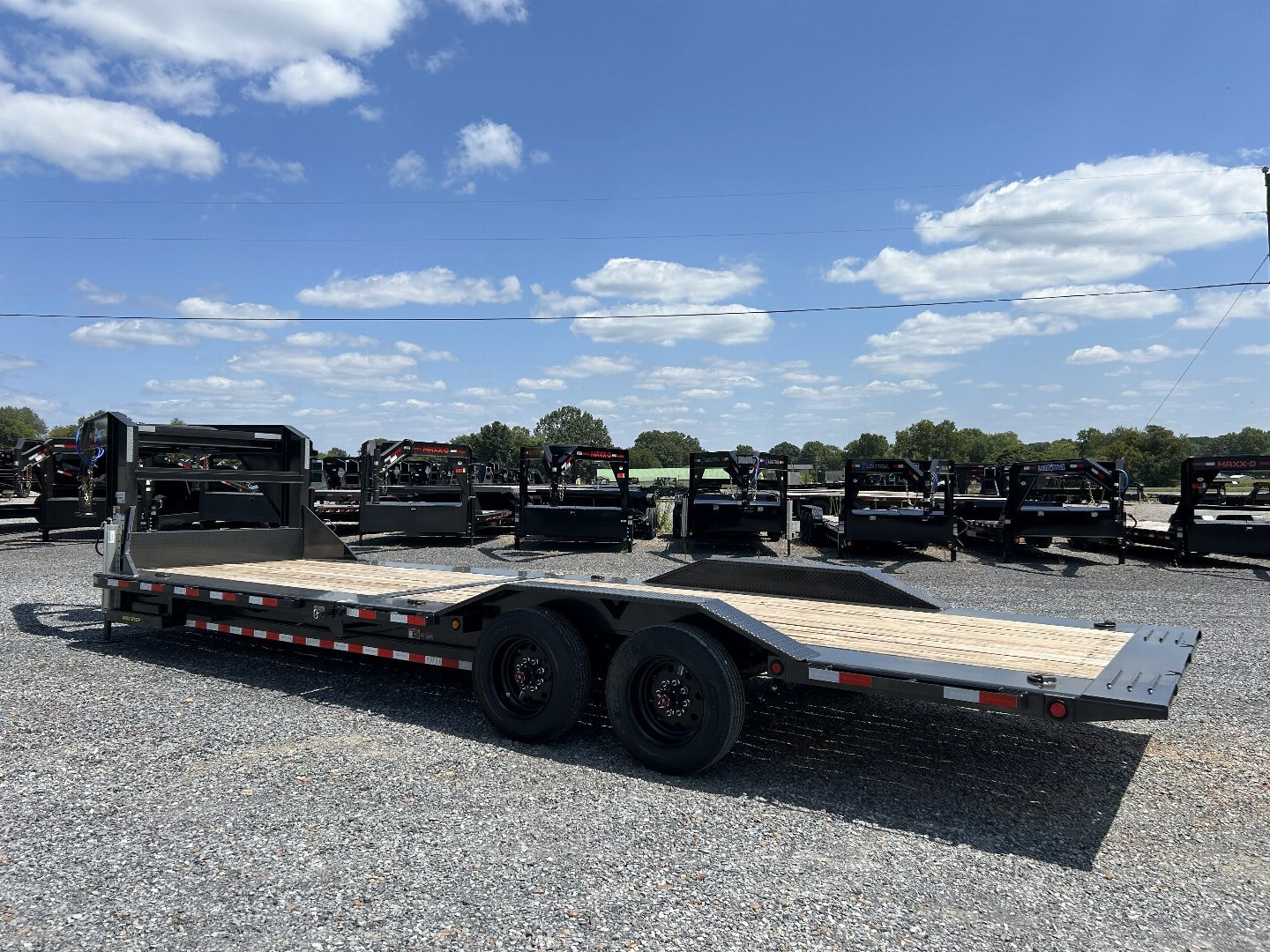 New 2024 Load Trail 102" x 26' 20K Gooseneck tilt Trailer