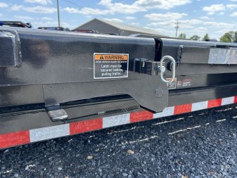 New 2024 Load Trail 102" x 26' 20K Gooseneck tilt Trailer