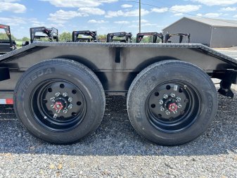 New 2024 Load Trail 102" x 26' 20K Gooseneck tilt Trailer