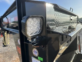 New 2025 MAXXD 34' x 102" 30k Hyd Dove Gooseneck Trailer