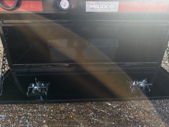 New 2025 MAXXD 34' x 102" 30k Hyd Dove Gooseneck Trailer