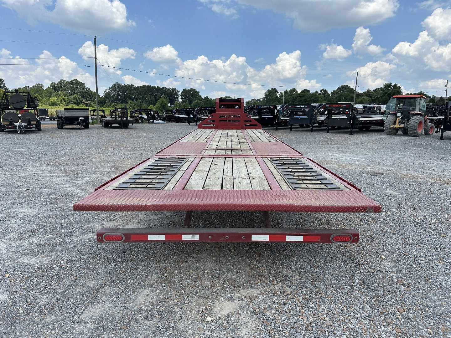 Used 2018 Midsota 32' HYDRO DOVE HYDRO JACKS Gooseneck Flatbed Trailer