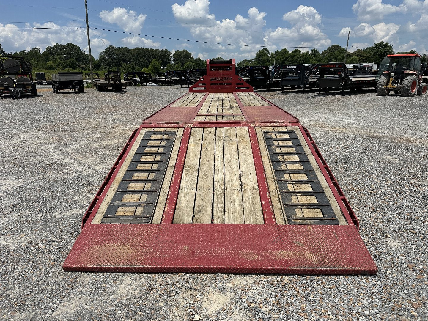 Used 2018 Midsota 32' HYDRO DOVE HYDRO JACKS Gooseneck Flatbed Trailer