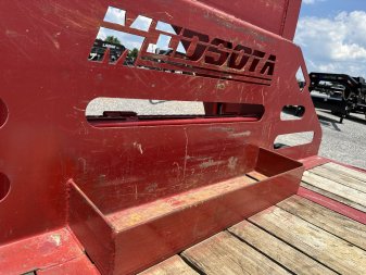 Used 2018 Midsota 32' HYDRO DOVE HYDRO JACKS Gooseneck Flatbed Trailer