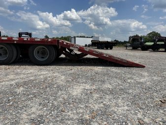 Used 2018 Midsota 32' HYDRO DOVE HYDRO JACKS Gooseneck Flatbed Trailer