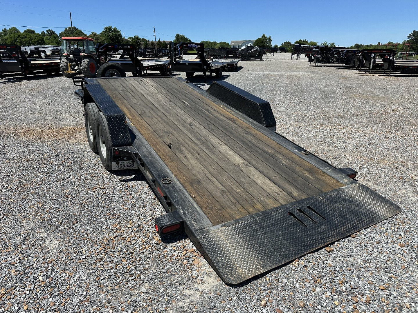 Used 2019 LOAD TRAIL 83"X22' 14K Tilt Equipment Trailer