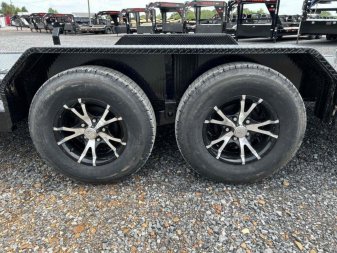 New 2024 MAXXD 20' 83" 7k N5X Car Hauler