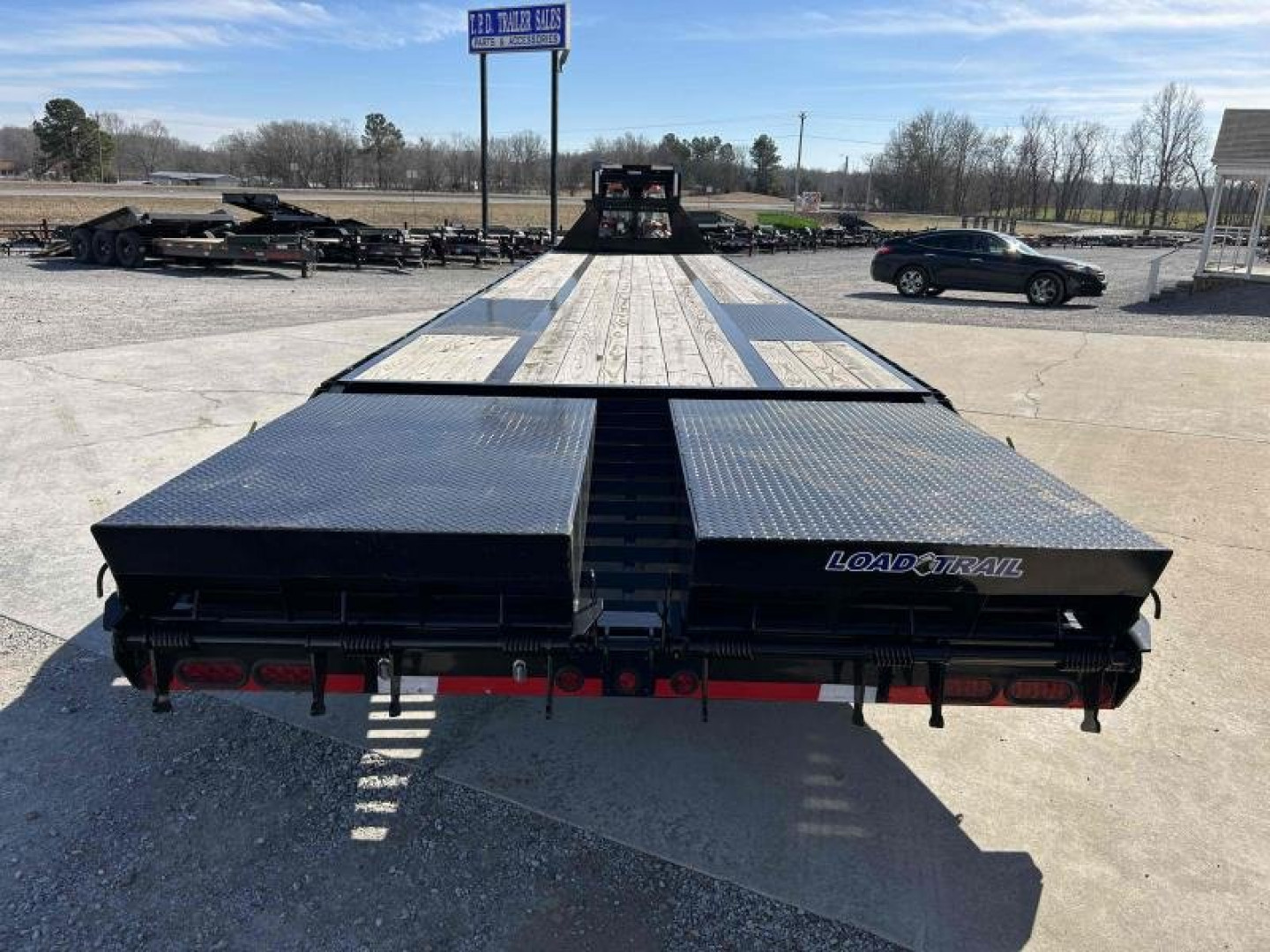 Used 2023 Load Trail 102"x40' 25k Gooseneck Flatbed Trailer