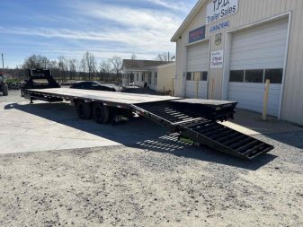 Used 2023 Load Trail 102"x40' 25k Gooseneck Flatbed Trailer
