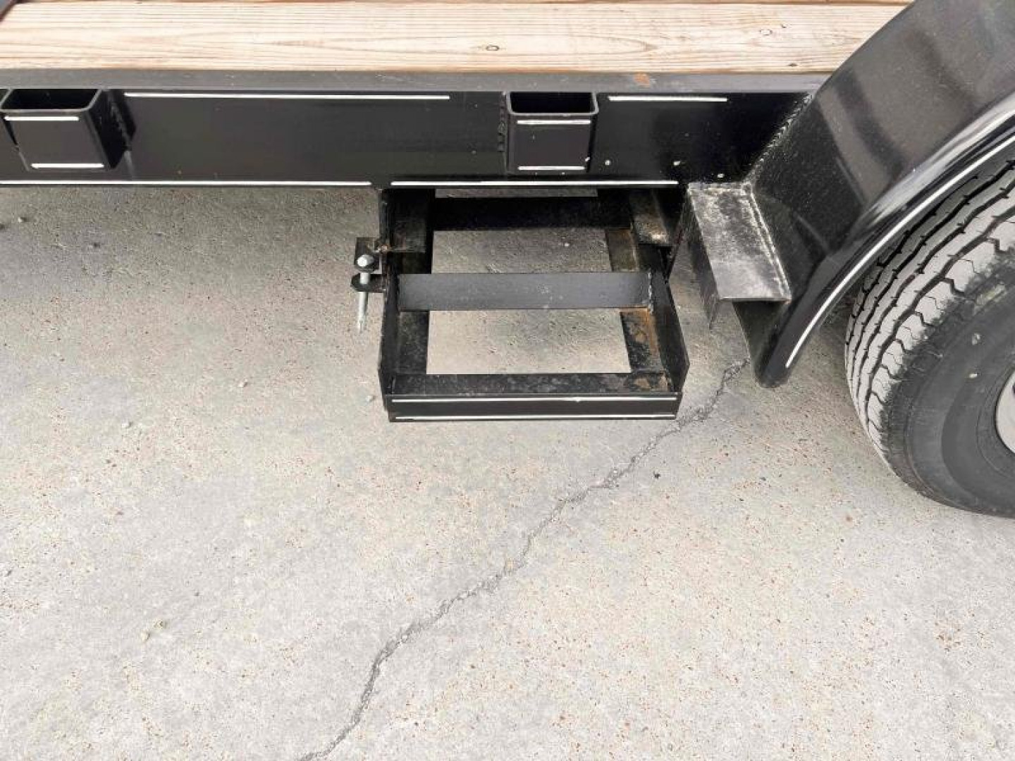 New 2023 O'neal 6'10" x 20' 7k Car Trailer