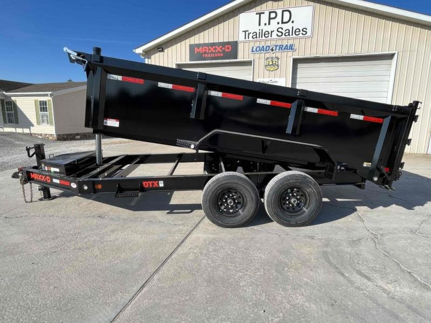 New 2024 MAXXD 83"x14' 14k Telescoping Dump Trailer