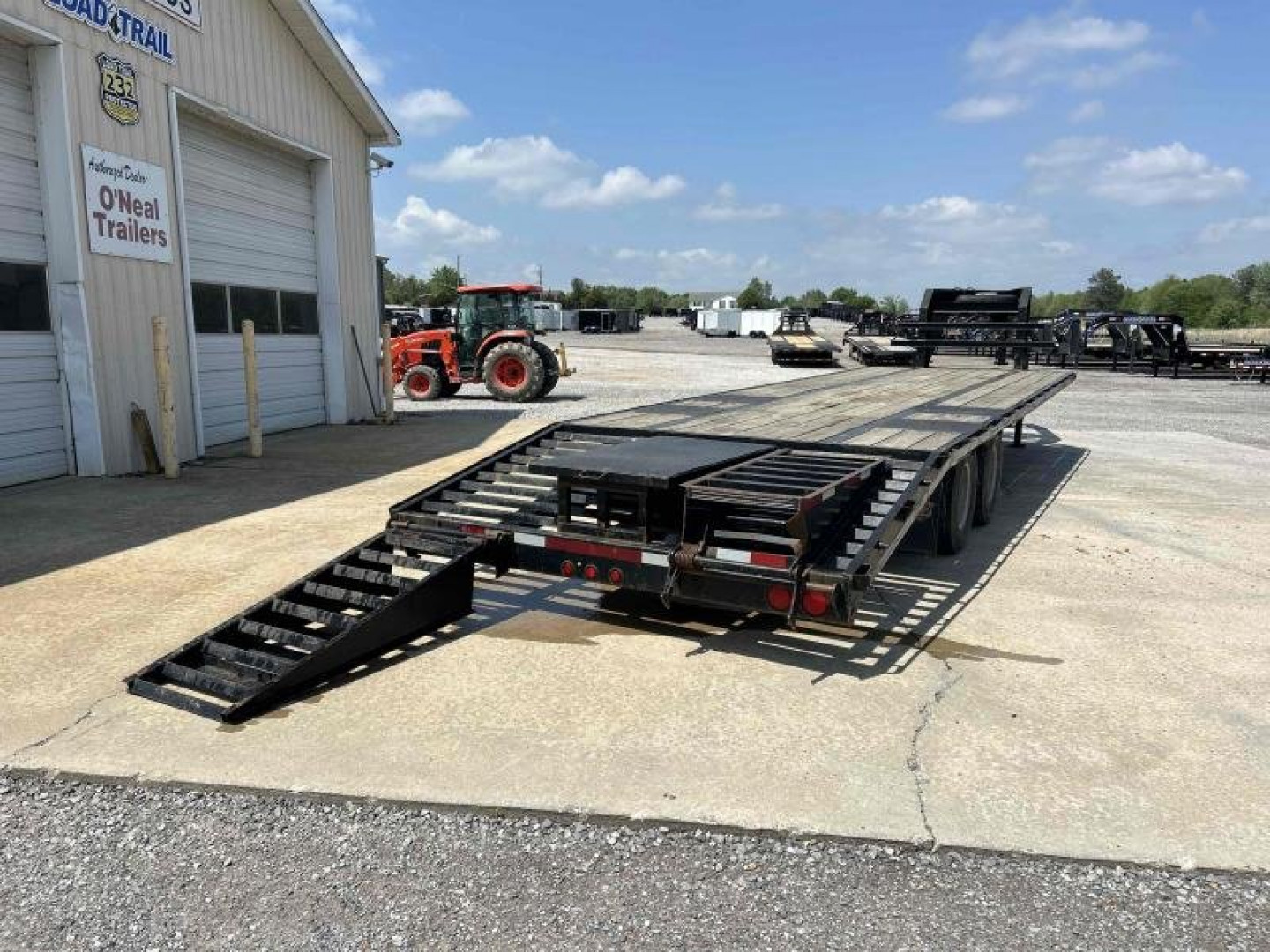 Used 2017 Elite Trailers 25+5 Flatbed Trailer