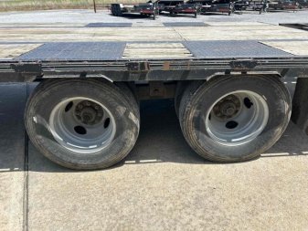 Used 2017 Elite Trailers 25+5 Flatbed Trailer