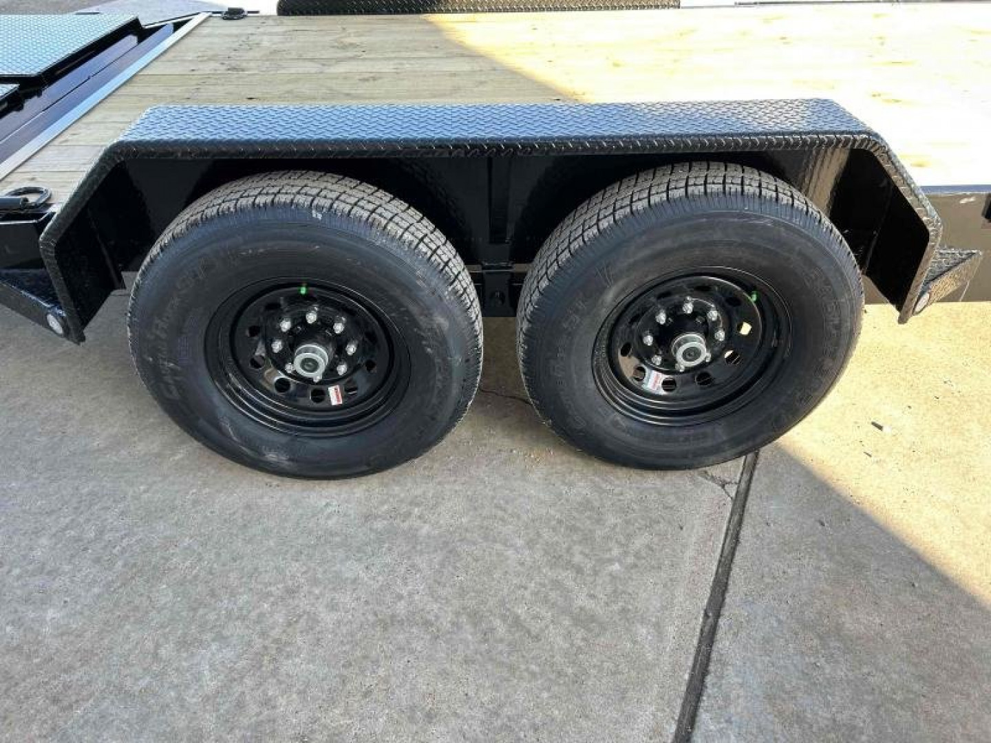 New 2023 MAXXD 83" x 22' 14K Equipment Trailer