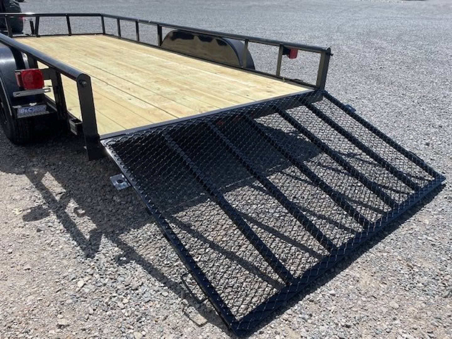 New 2025 DAVIDSON 83X18 TANDEM (2)AXLE PIPE TOP UTILITY TRAILER W/4' GATE