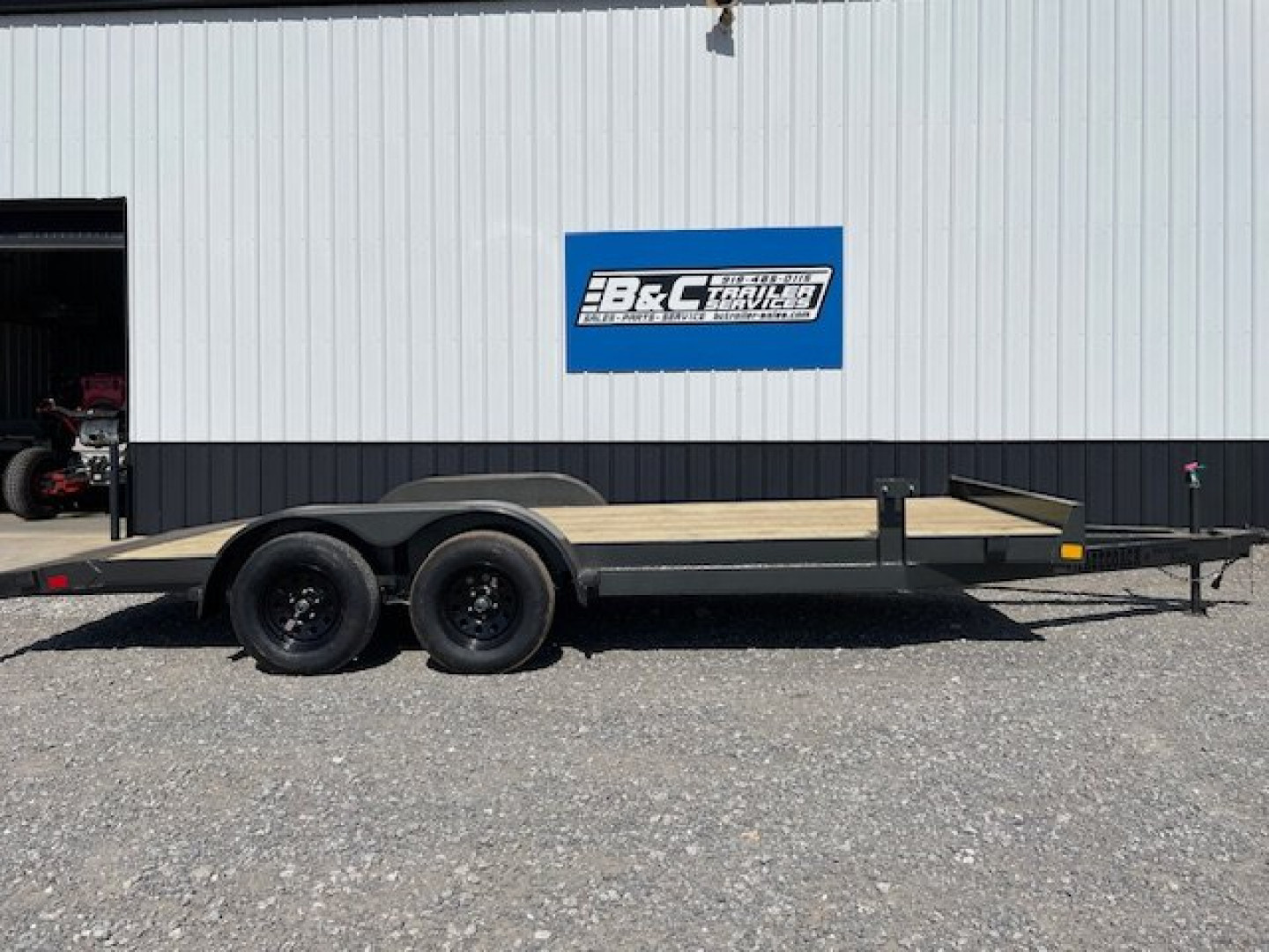 New 2025 DAVIDSON 83X18 16+2 TANDEM (2)AXLE CAR HAULER W/ PO RAMPS, 2' DIAMOND PLATE DOVE
