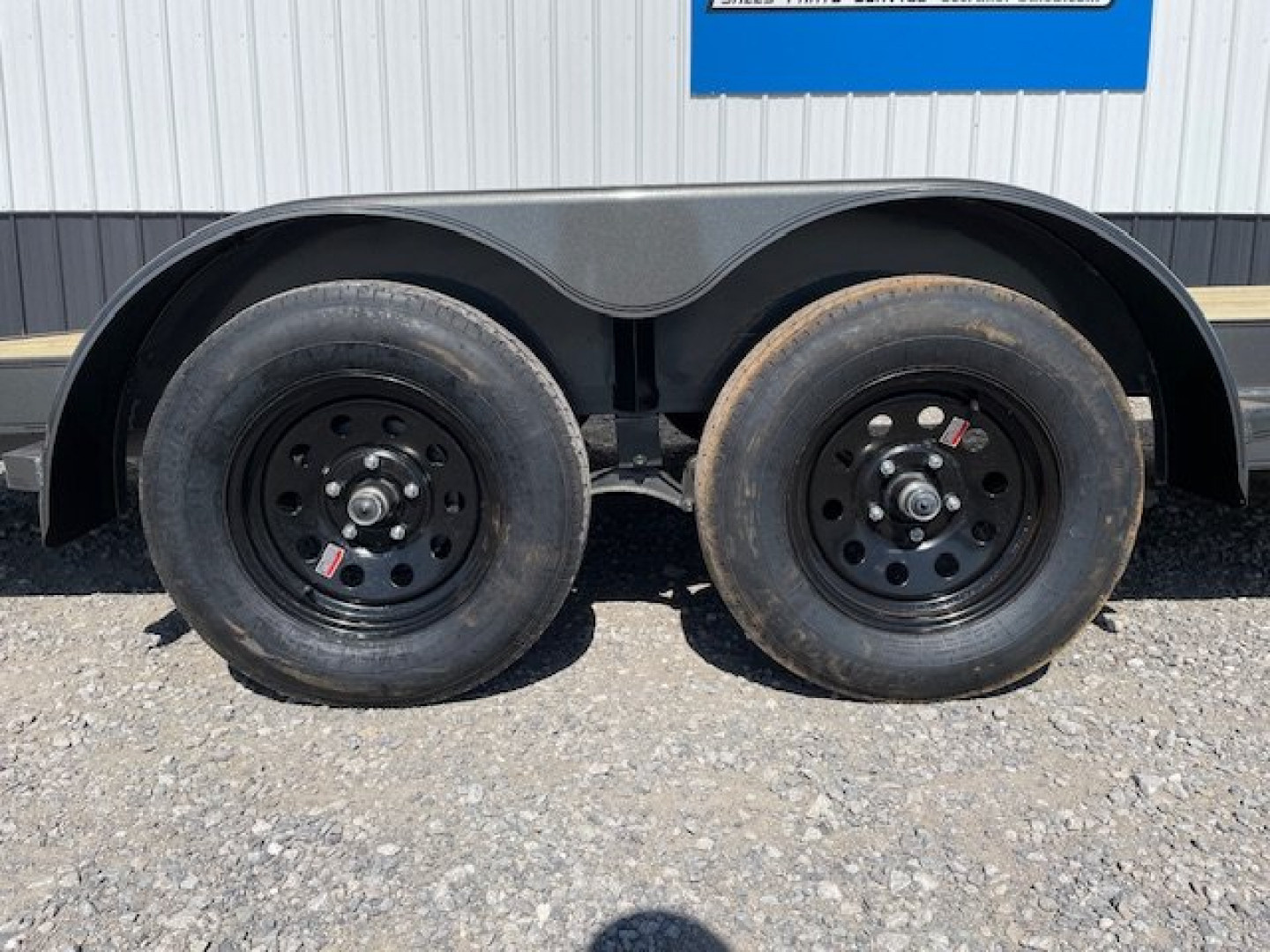 New 2025 DAVIDSON 83X18 16+2 TANDEM (2)AXLE CAR HAULER W/ PO RAMPS, 2' DIAMOND PLATE DOVE