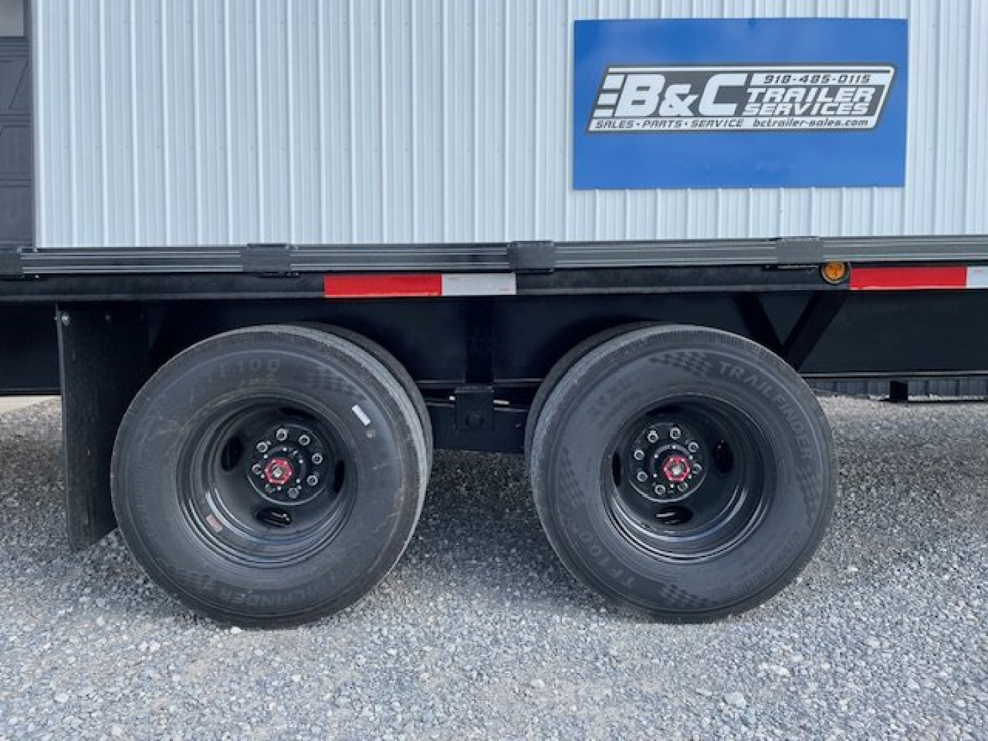 New 2024 LONGHORN GOOSENECK 102X40 35+5 (40') TANDEM DUALS W (2) 12,000# AXLES, GVWR 25900