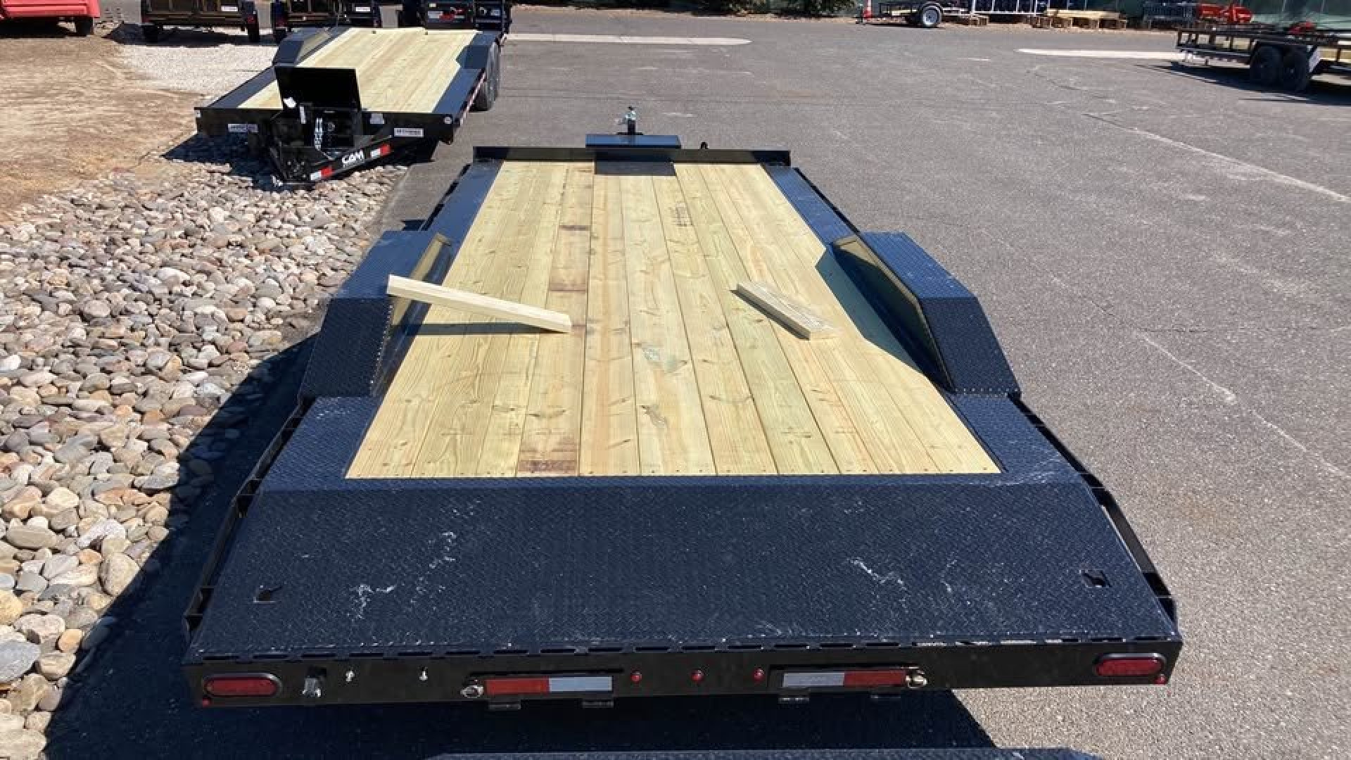 New 2025 Cam Superline 18+2 driveover fender Car Hauler