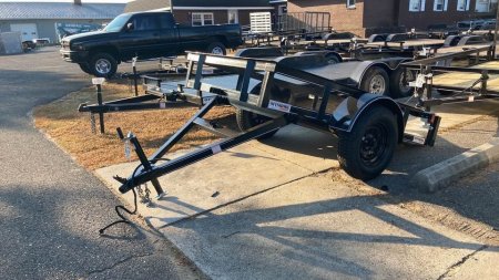 New 2025 P & T Trailers 4x8 utility Tilt Trailer