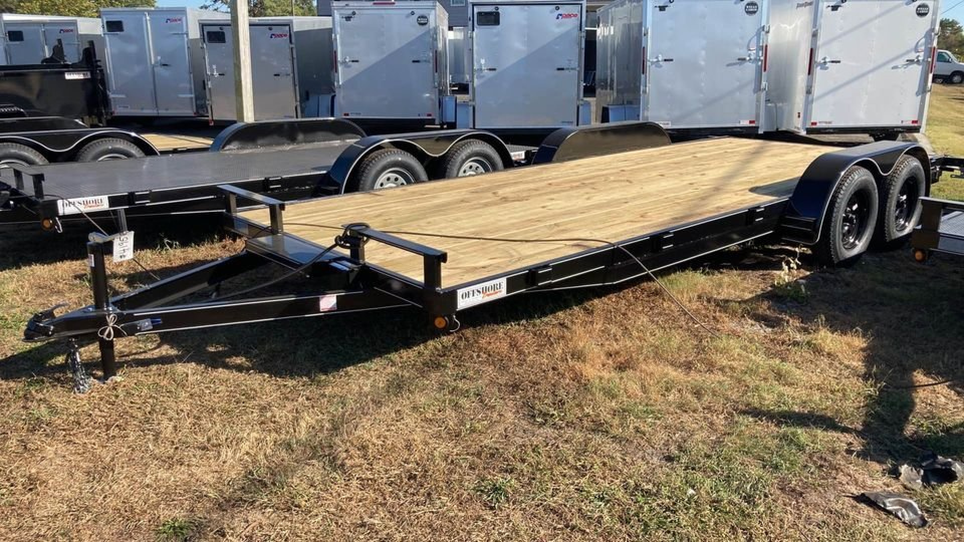 New 2025 P & T Trailers 20' wood deck Car Hauler