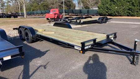 New 2026 P & T Trailers 20 wood deck Car Hauler
