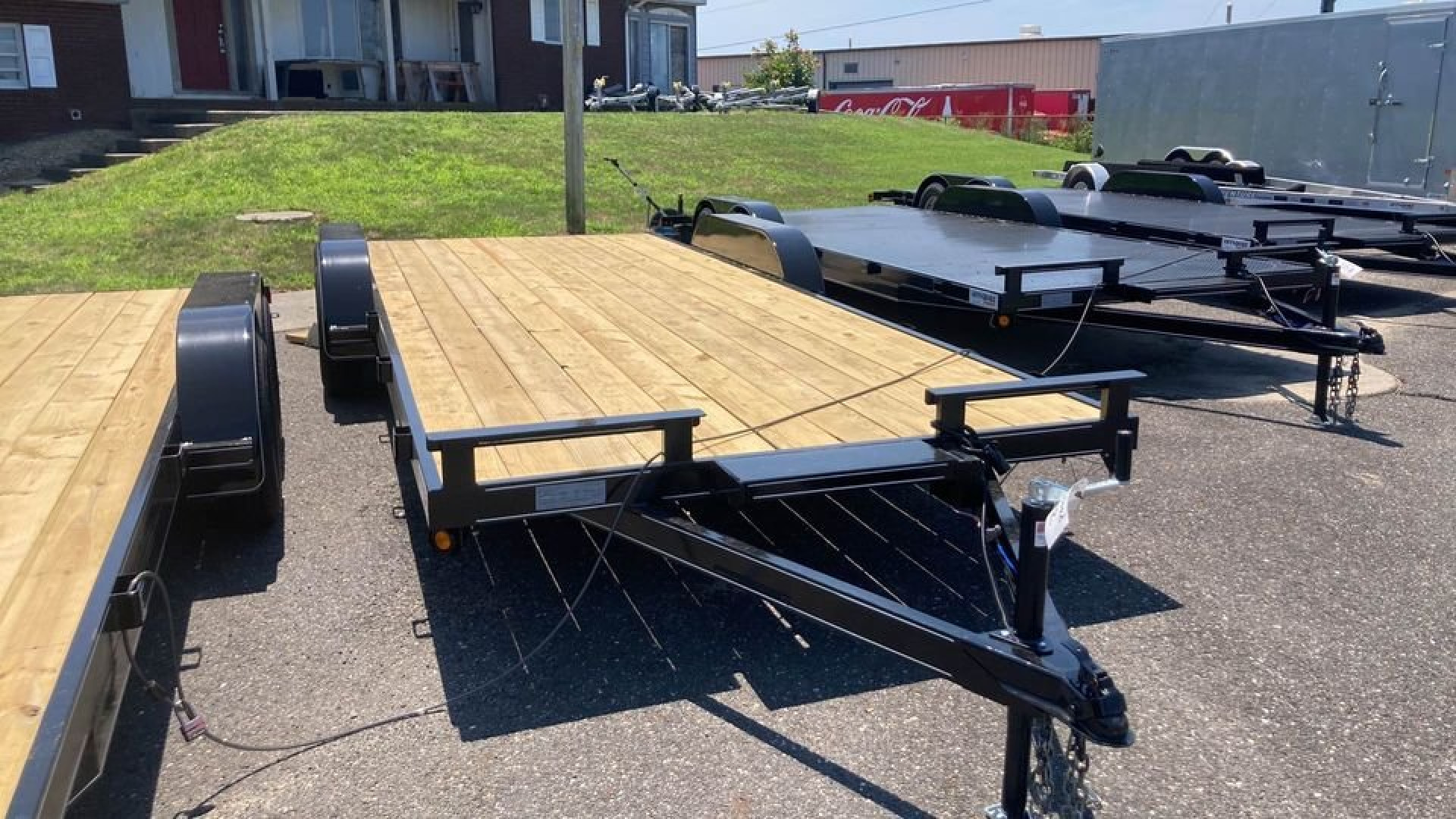 New 2024 P & T TRAILERS 20' wood deck Car / Racing Trailer