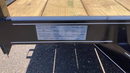 New 2024 P & T TRAILERS 20' wood deck Car Hauler