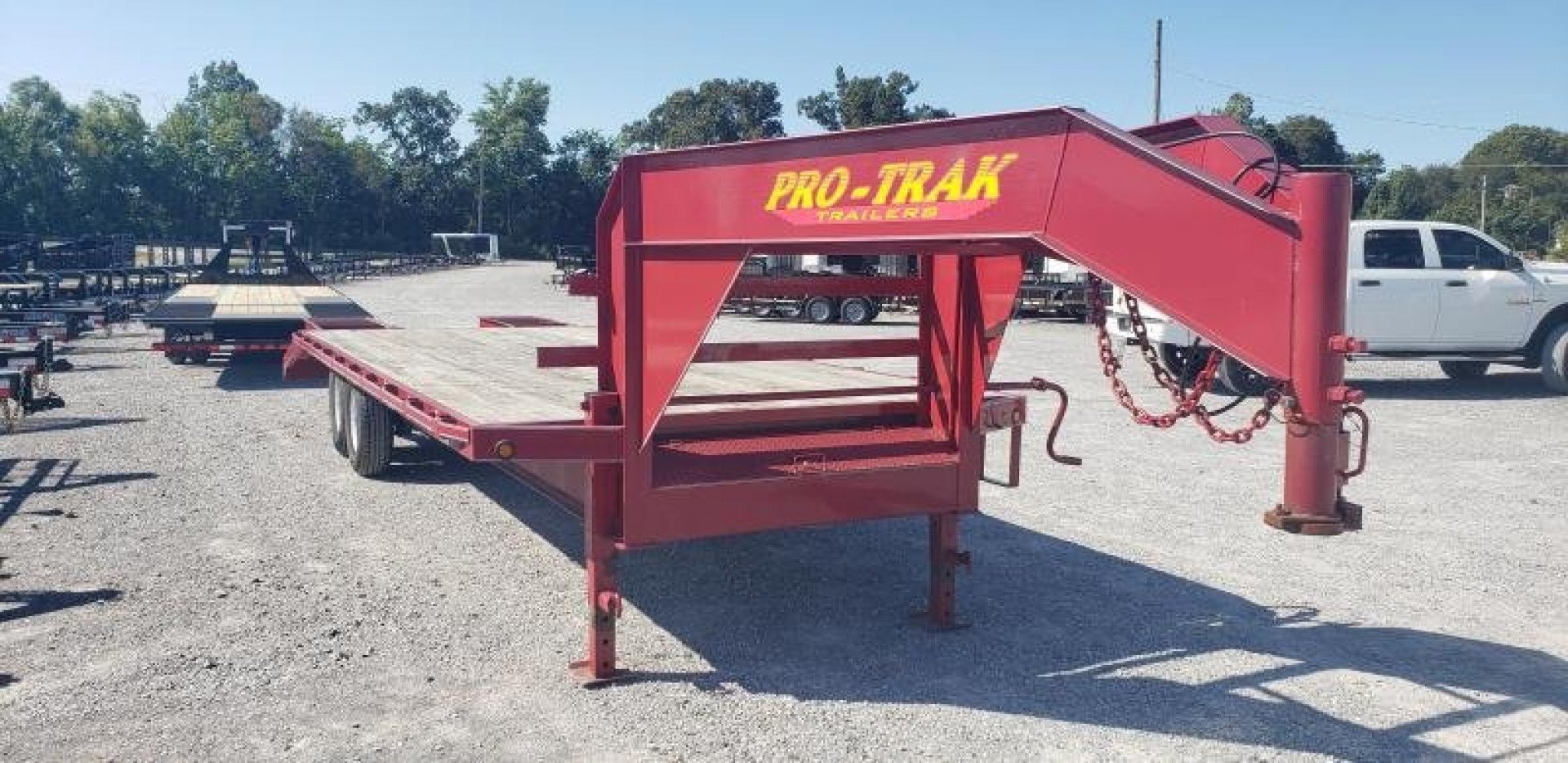Used 2009 Pro-Trak 102"X25' Gooseneck Trailer