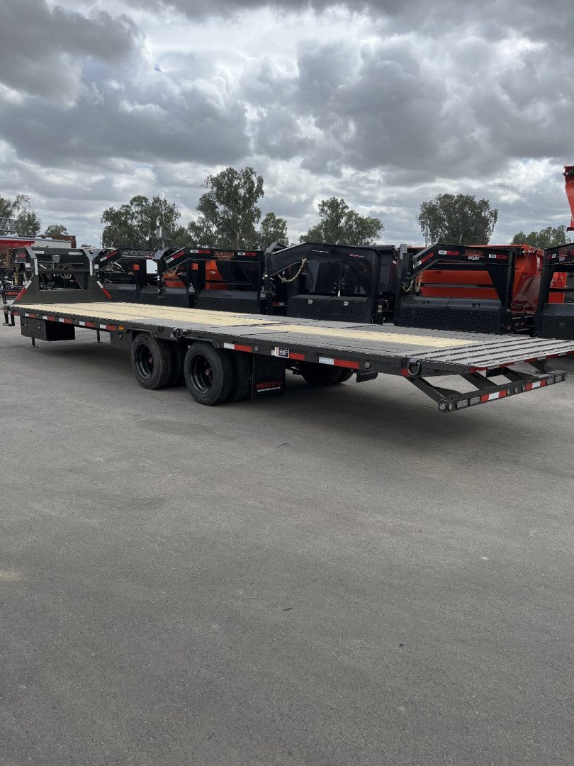 New 2026 MAXX-D YDB10232 Flatbed Trailer