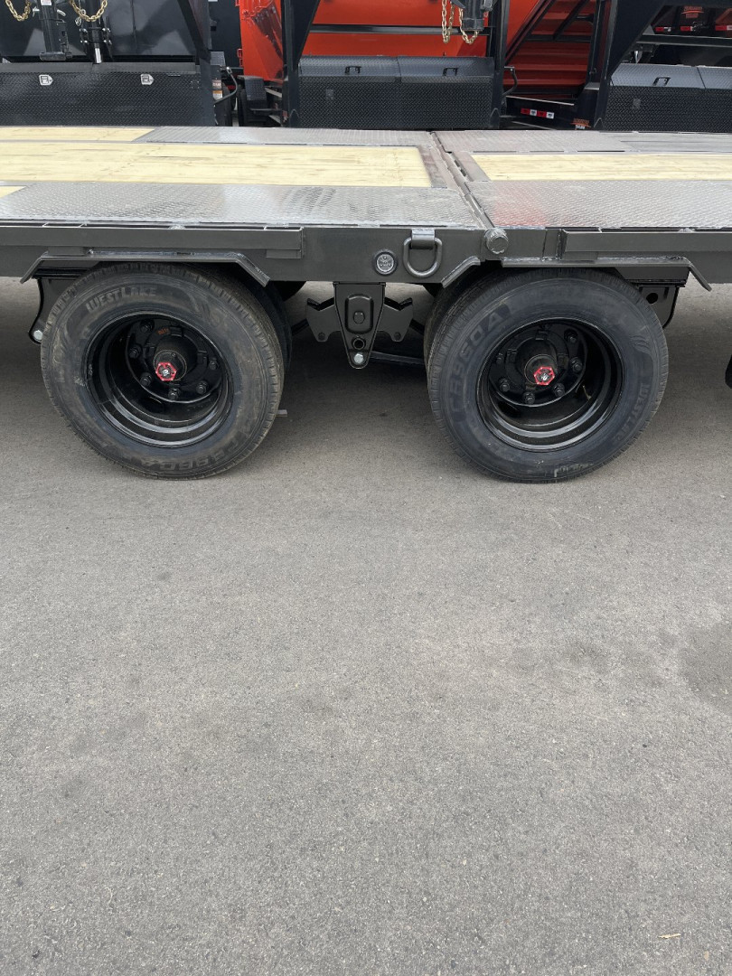 New 2026 MAXX-D YDB10232 Flatbed Trailer