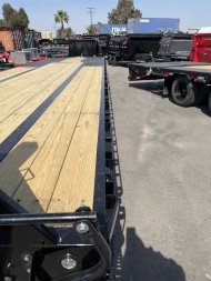 New 2025 MAXXD YDX10236 Flatbed Trailer