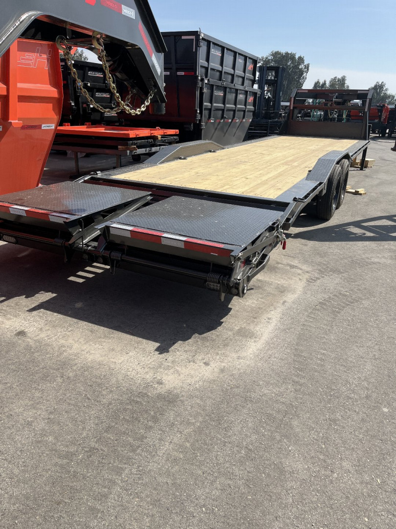 New 2025 MAXXD H8B10232G Equipment Trailer