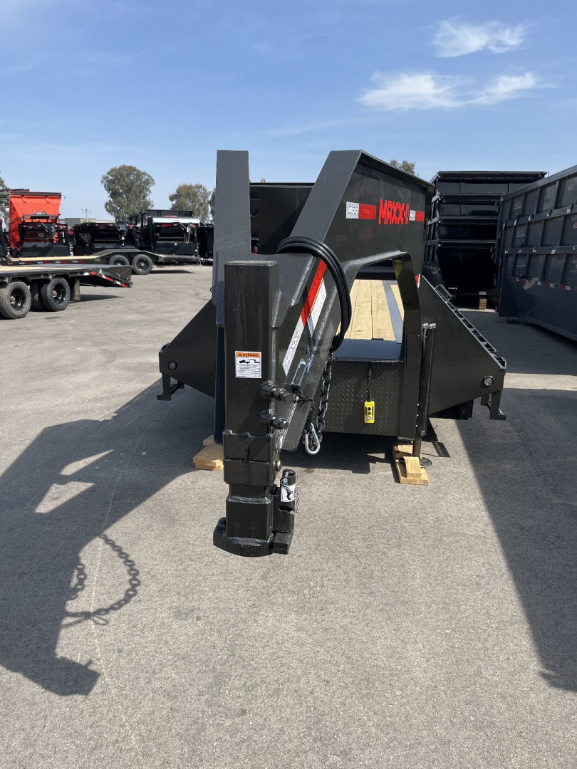 New 2025 MAXXD LHX10232 Flatbed Trailer