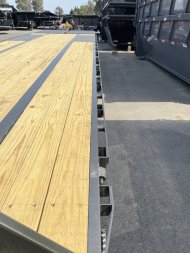 New 2025 MAXXD LHX10232 Flatbed Trailer