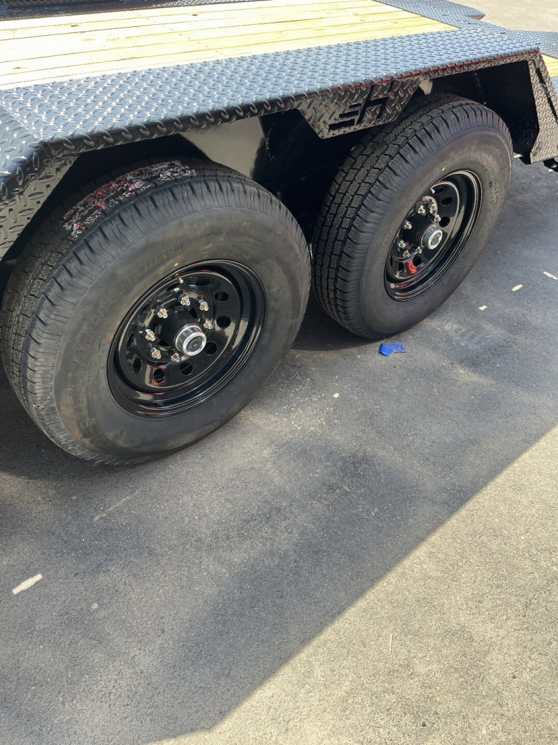 New 2025 Horizon Trailers ETZBP-207 Tilt Trailer