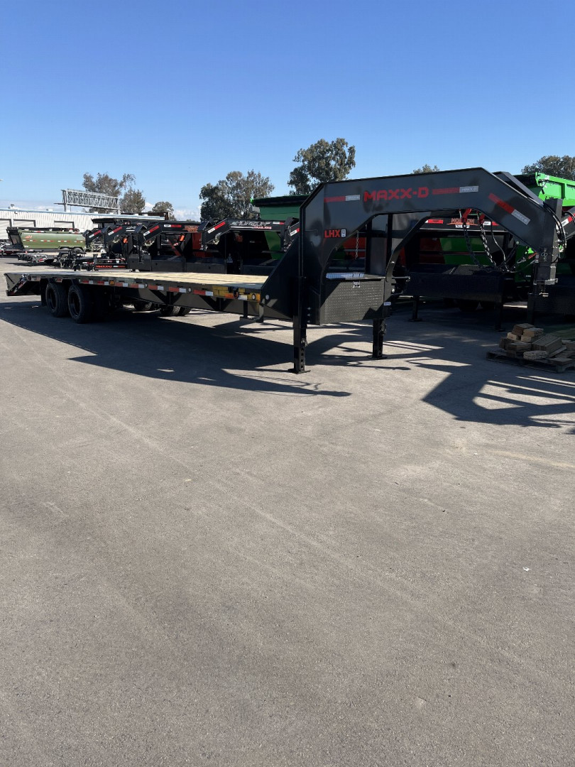 New 2025 MAXXD LHX10232 Flatbed Trailer