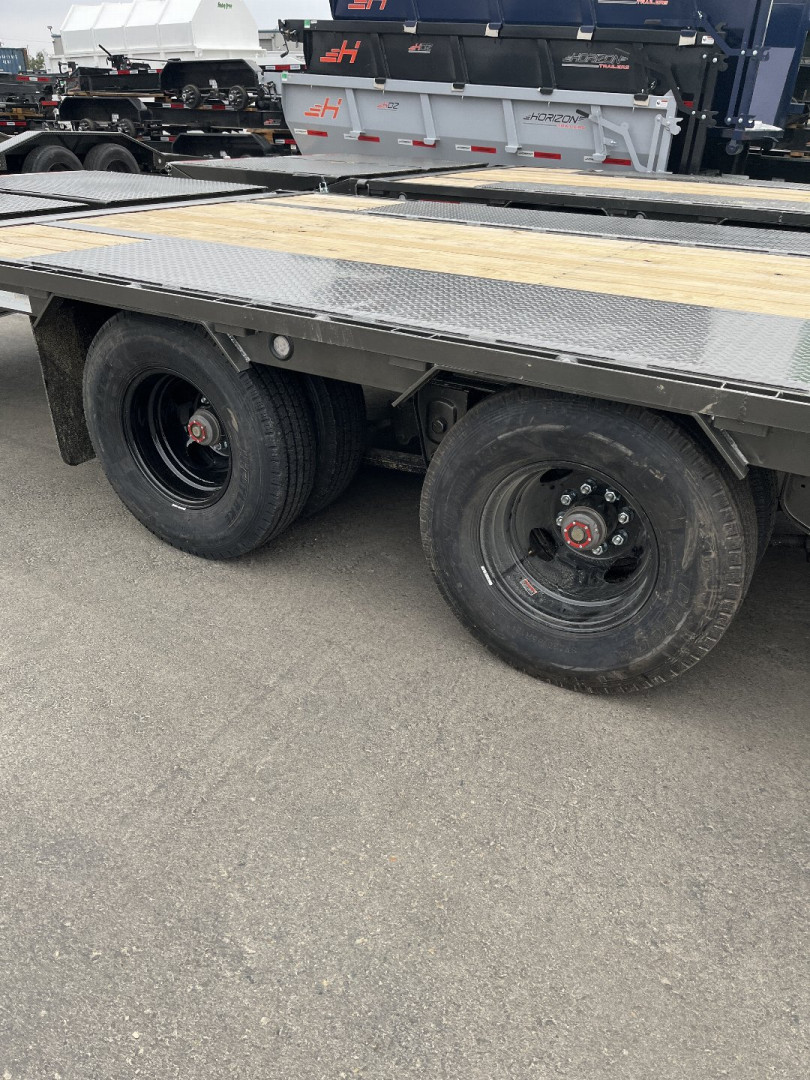 New 2025 MAXXD LDX10235 Flatbed Trailer