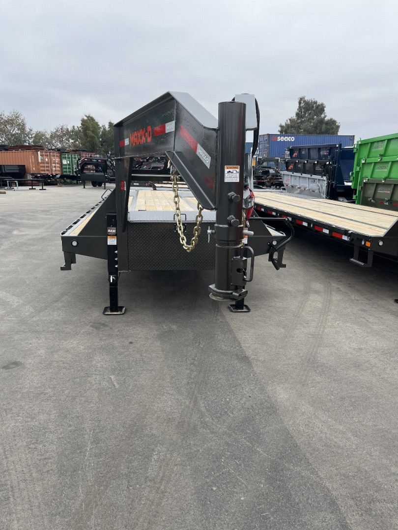 New 2025 MAXXD LDX10235 Flatbed Trailer