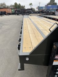 New 2025 MAXXD LDX10235 Flatbed Trailer