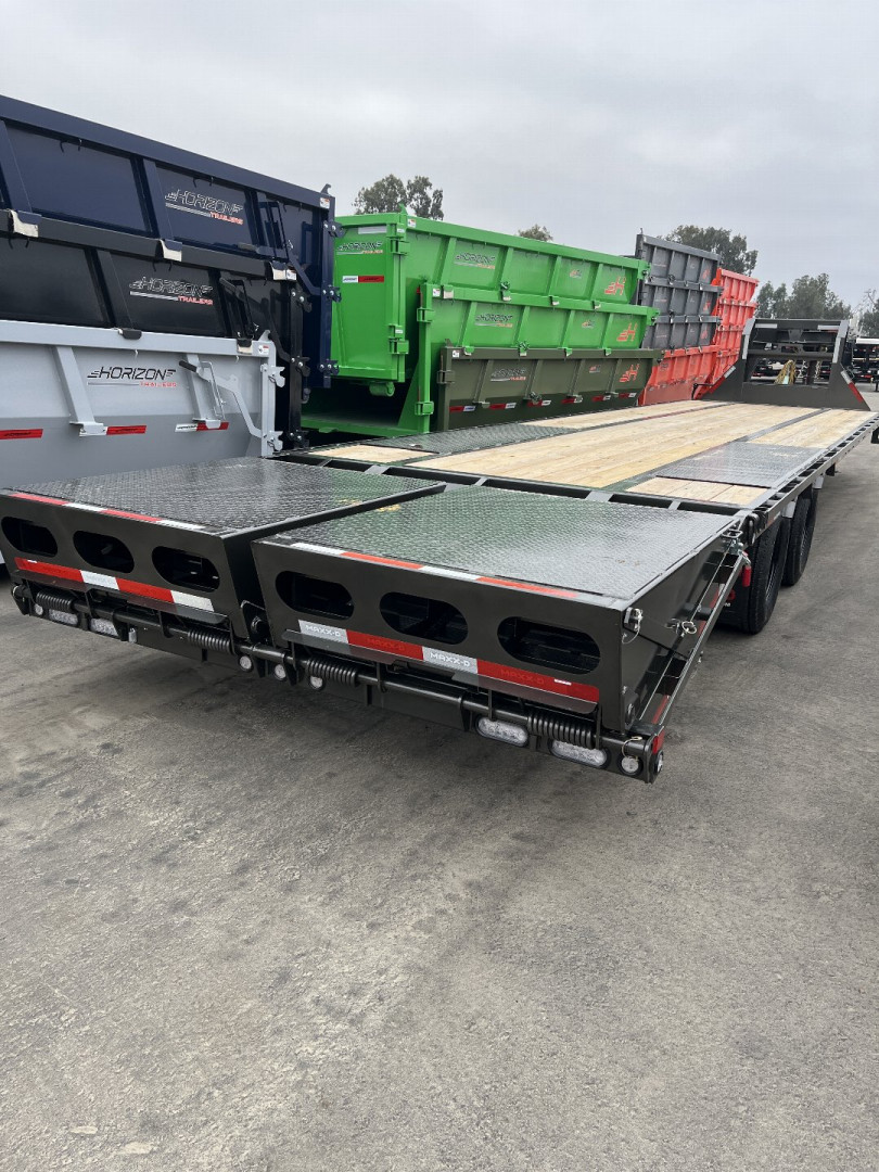 New 2025 MAXXD LDX10235 Flatbed Trailer