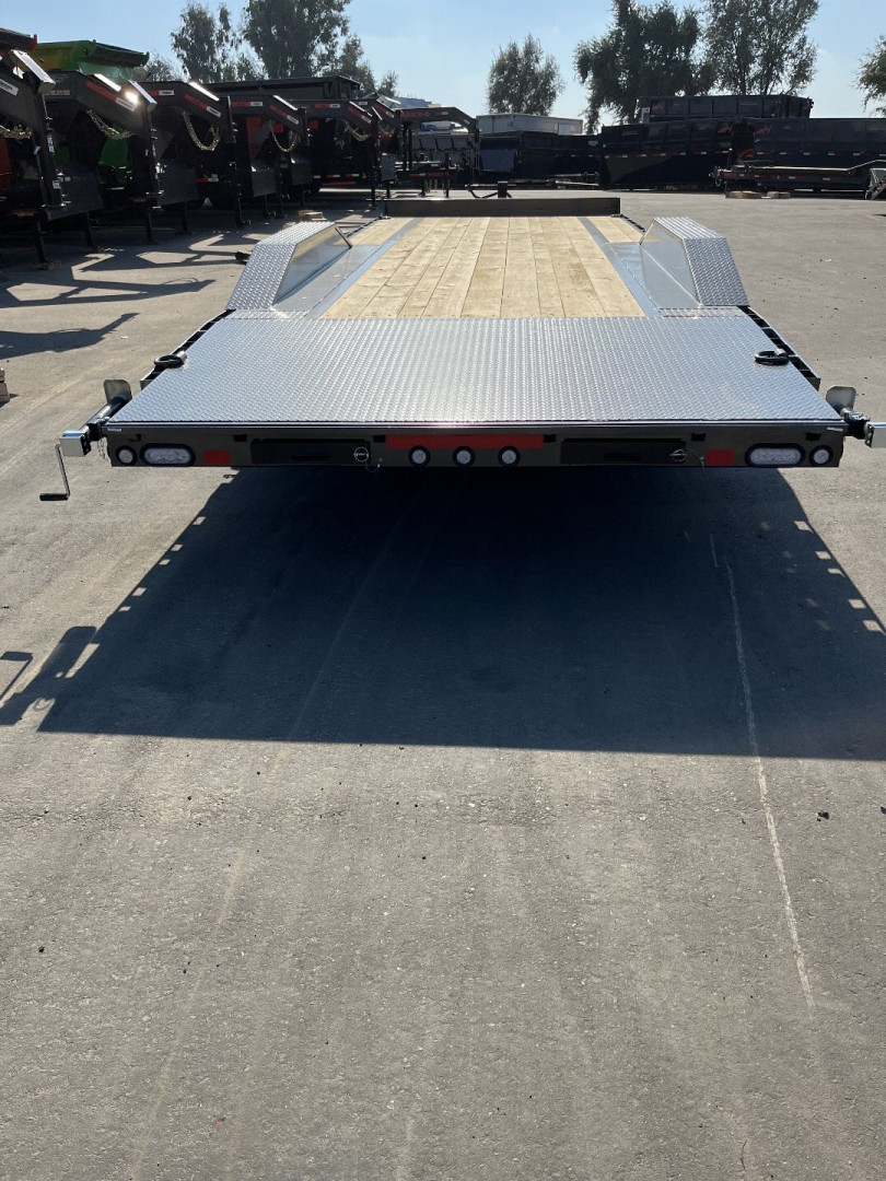New 2025 MAXXD H9X10224 Car Hauler